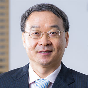 Frank Chen headshot