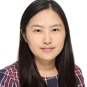 Lili Zhang headshot